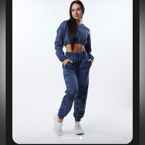 alphalete sweats set